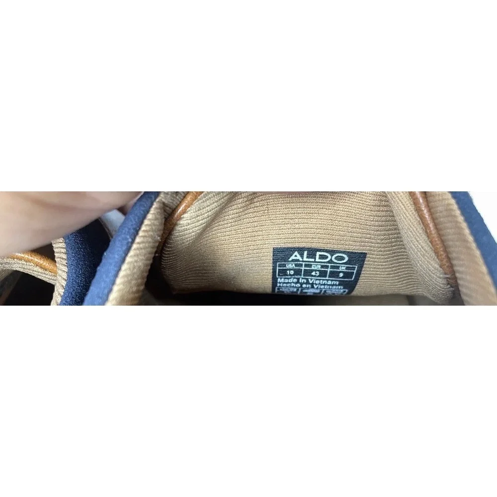 Aldo Low top sneaker size 10